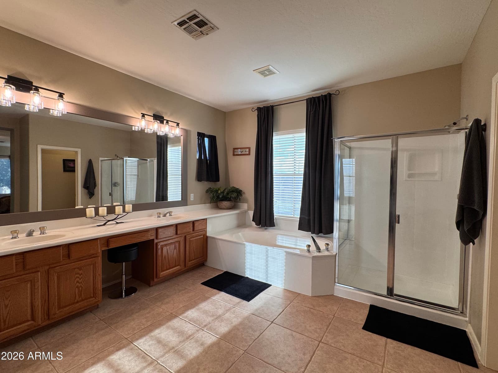 320 W Leah Avenue, Gilbert, AZ 85233 — photo 33 of 69
