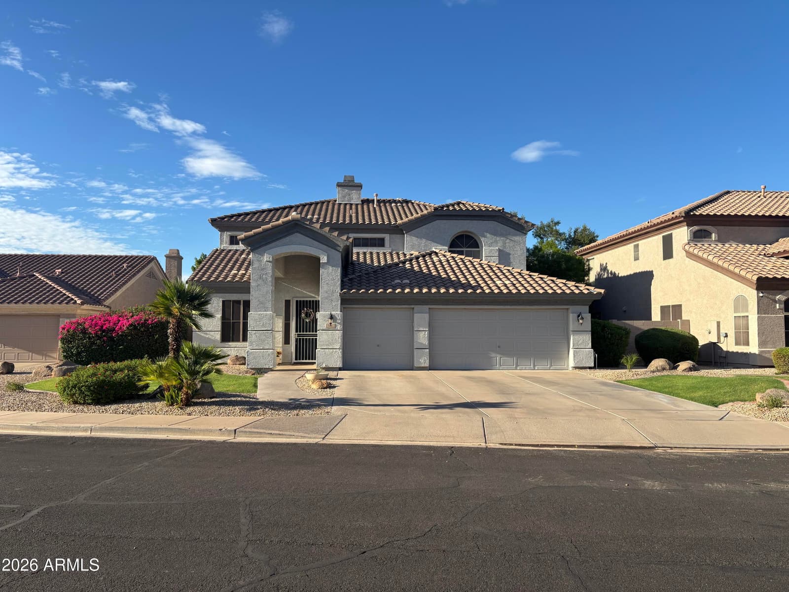 320 W Leah Avenue, Gilbert, AZ 85233 — photo 2 of 69