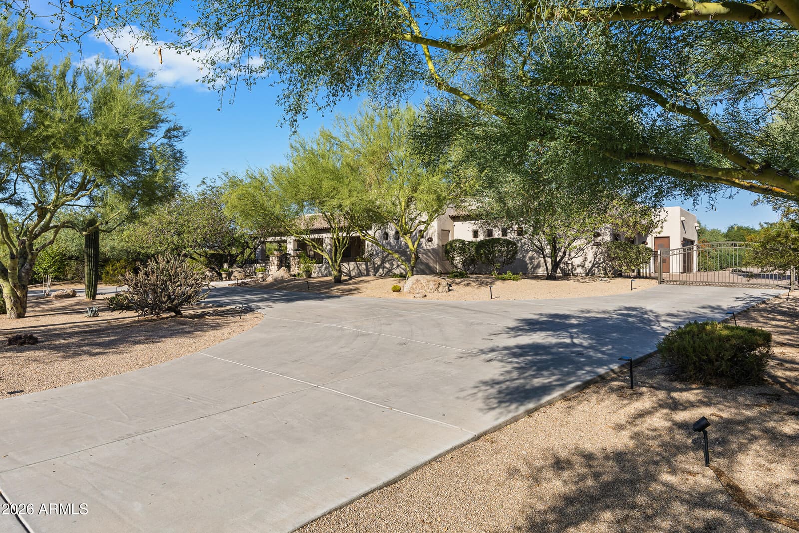 7621 E Dixileta Drive, Scottsdale, AZ 85266 — photo 9 of 127