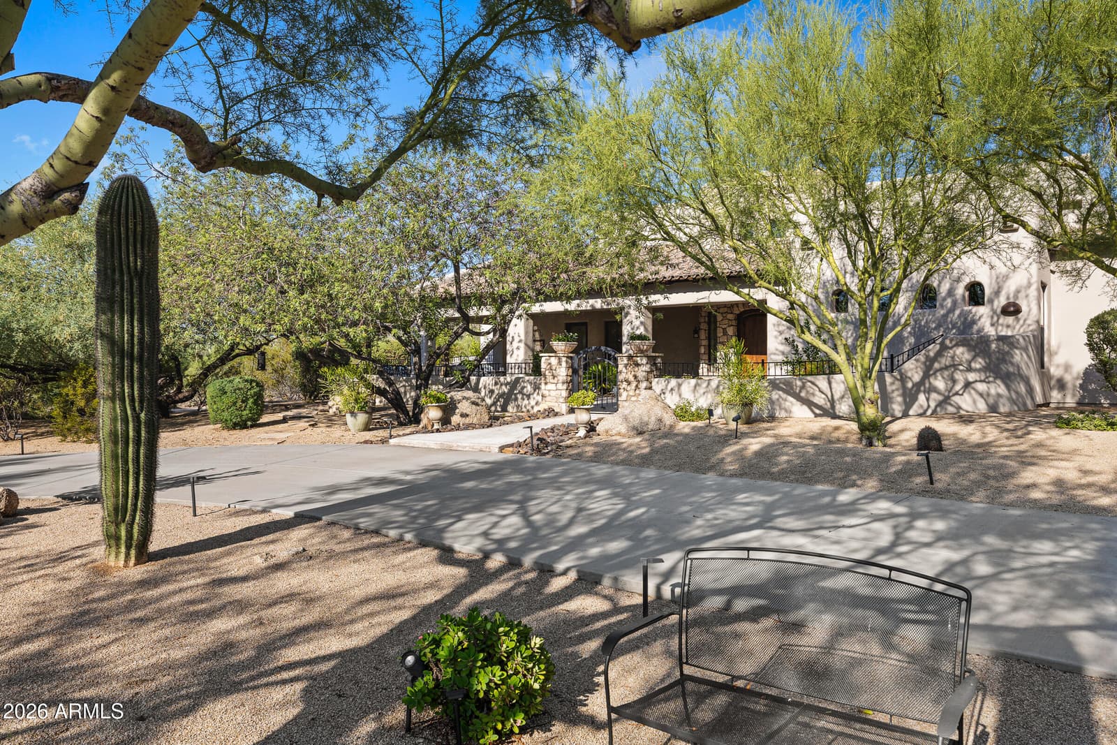 7621 E Dixileta Drive, Scottsdale, AZ 85266 — photo 10 of 127
