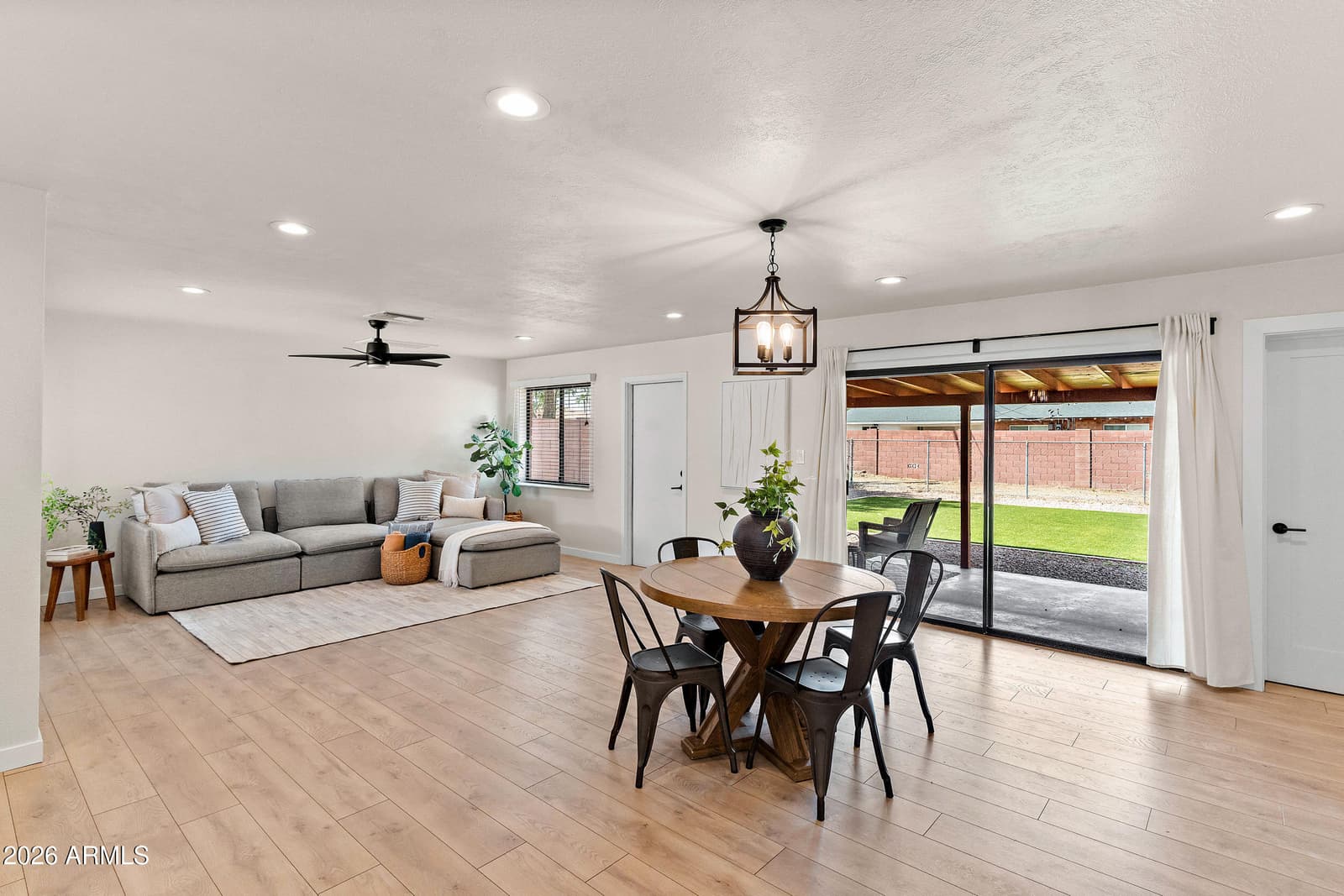 7308 E Sheridan Street, Scottsdale, AZ 85257 — photo 4 of 28