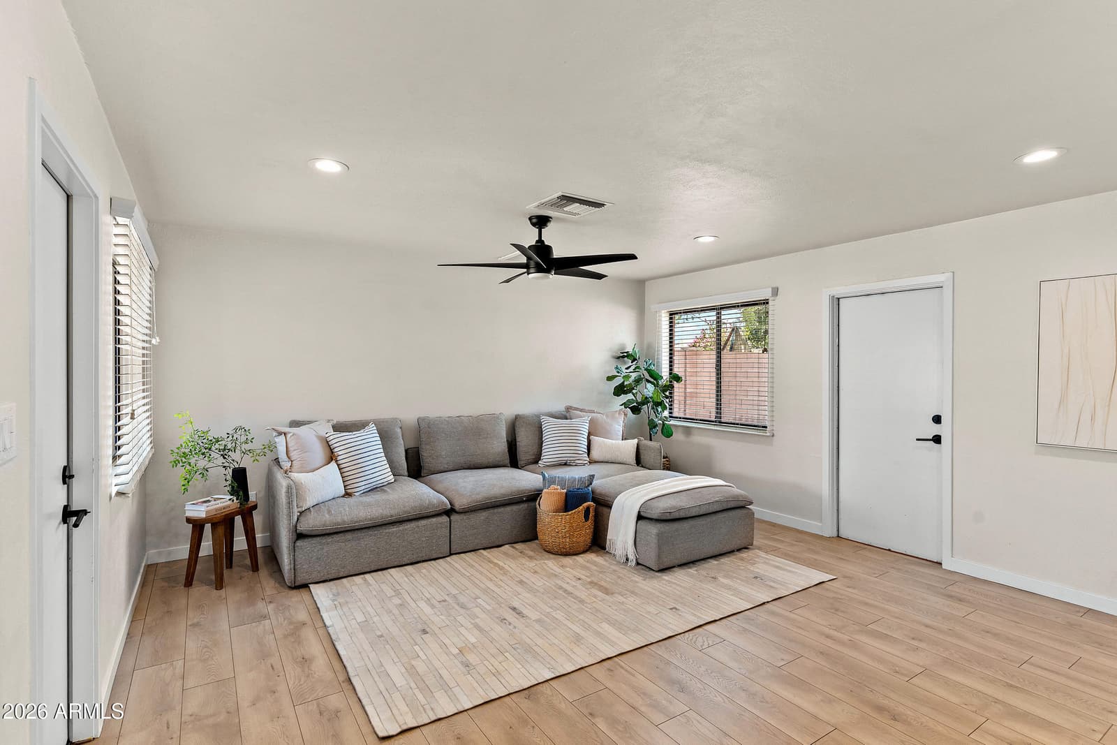 7308 E Sheridan Street, Scottsdale, AZ 85257 — photo 11 of 28
