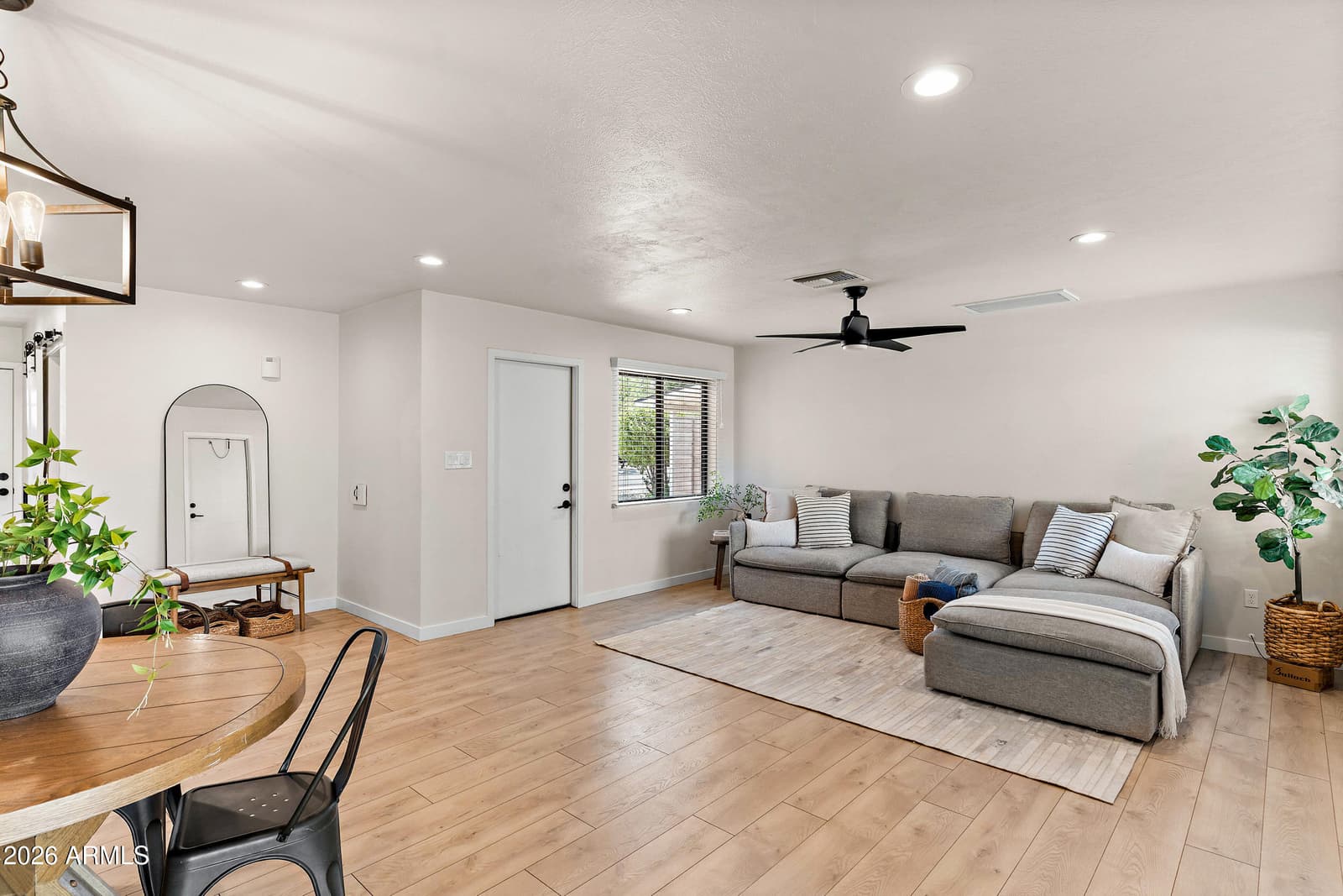 7308 E Sheridan Street, Scottsdale, AZ 85257 — photo 5 of 28