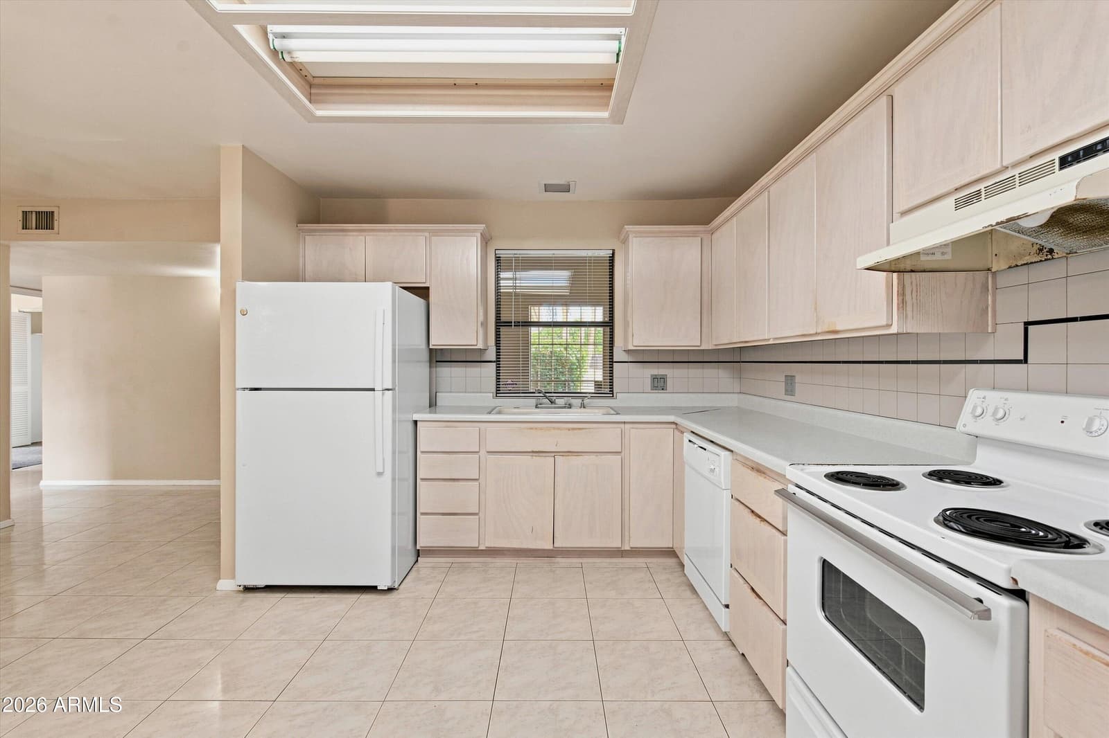 4518 N 36th Place, Phoenix, AZ 85018 — photo 11 of 21