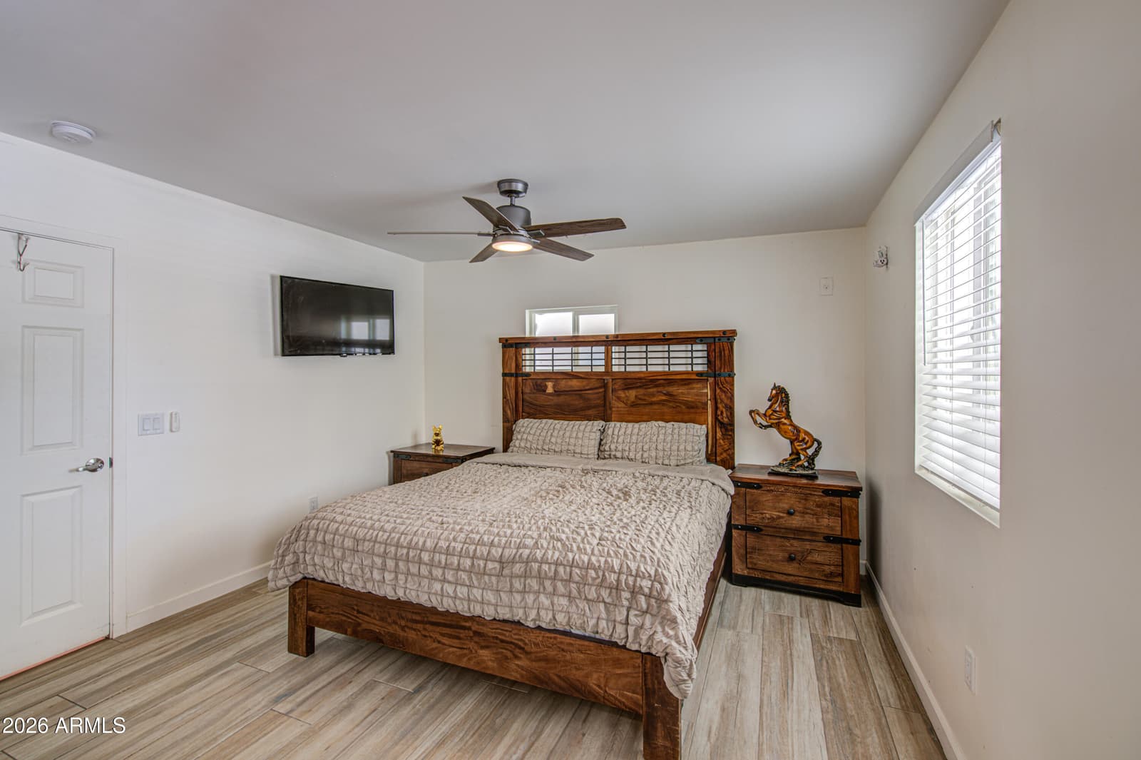 547 W Mahoney Avenue, Mesa, AZ 85210 — photo 16 of 44
