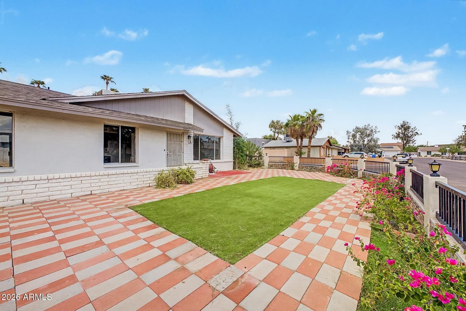 2002 W Bluefield Avenue, Phoenix, AZ 85023 — photo 4 of 24