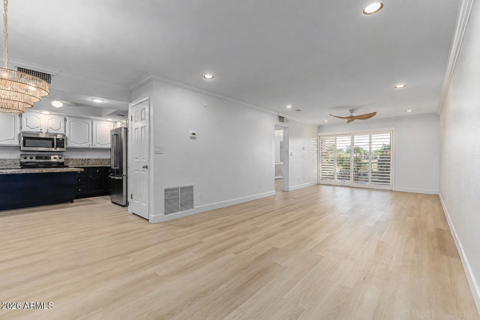 4303 E Cactus Road 126, Phoenix, AZ 85032 — photo 10 of 32