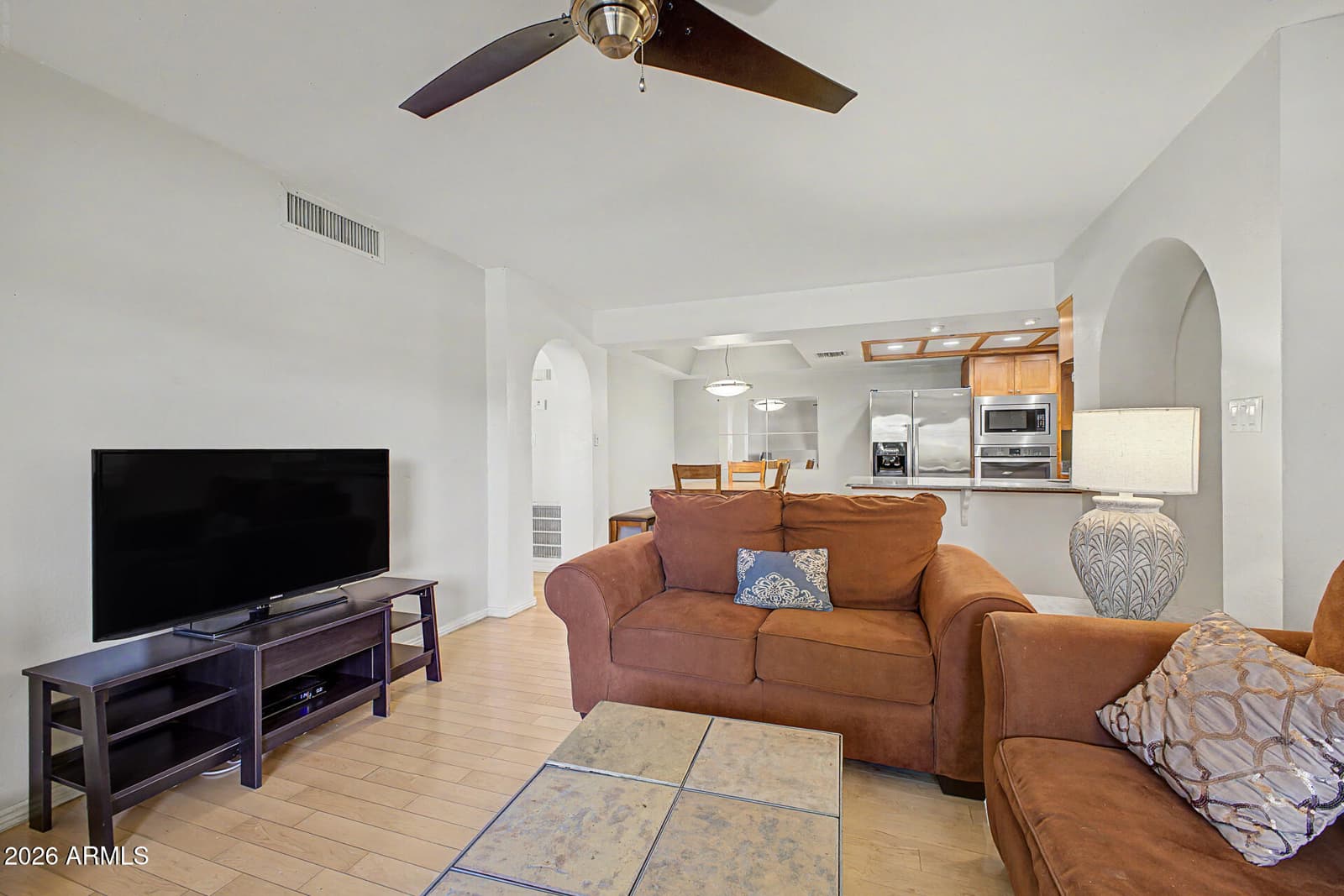 10410 N Cave Creek Road 1027, Phoenix, AZ 85020 — photo 10 of 37