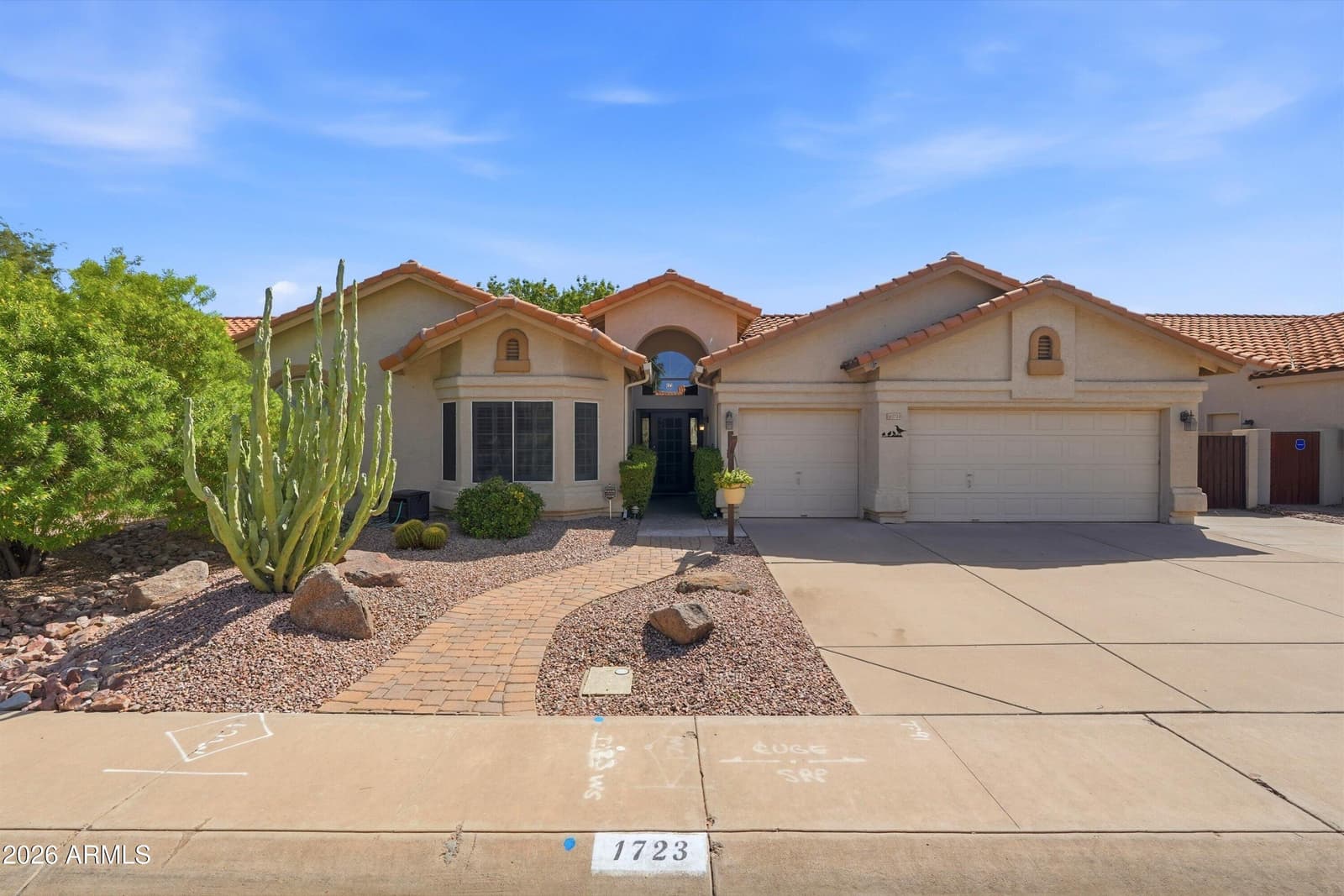 1723 W Tulsa Street, Chandler, AZ 85224 — photo 1 of 29