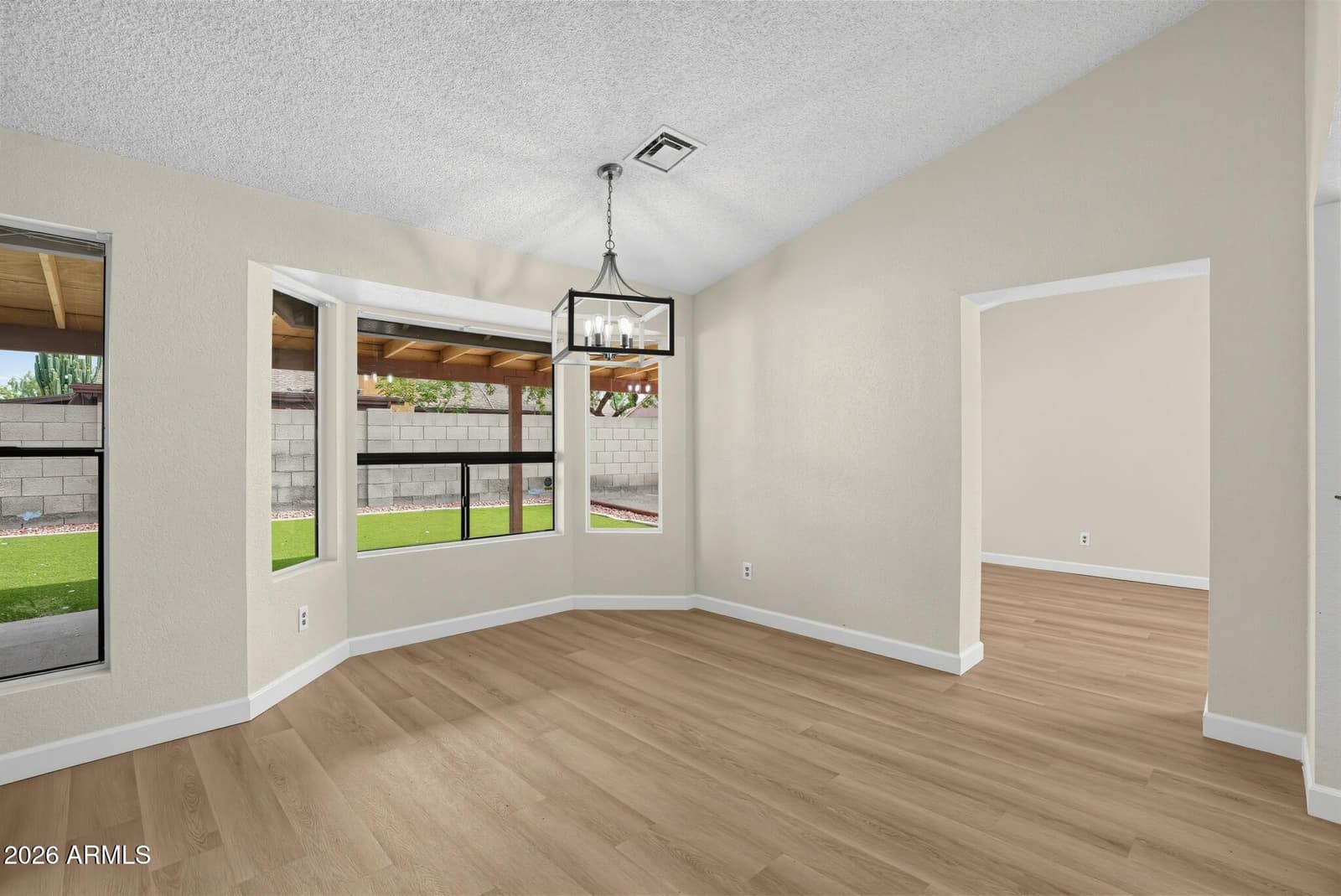 5114 W Diana Avenue, Glendale, AZ 85302 — photo 13 of 23