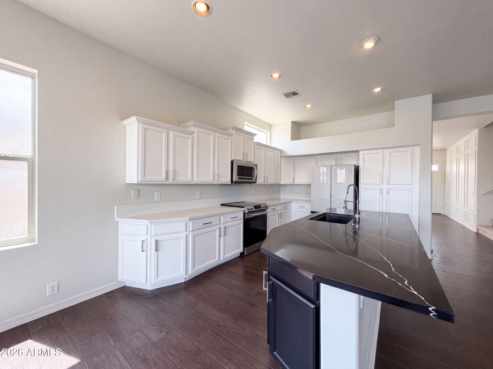 3003 N 111th Drive, Avondale, AZ 85392 — photo 2 of 34