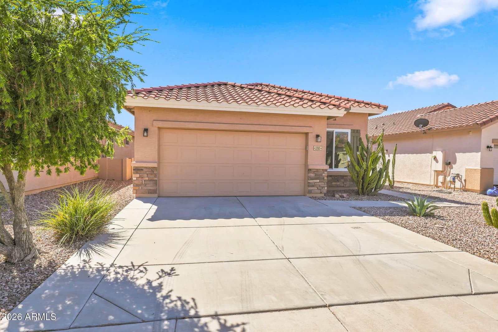 22915 W Arrow Drive, Buckeye, AZ 85326 — photo 1 of 45