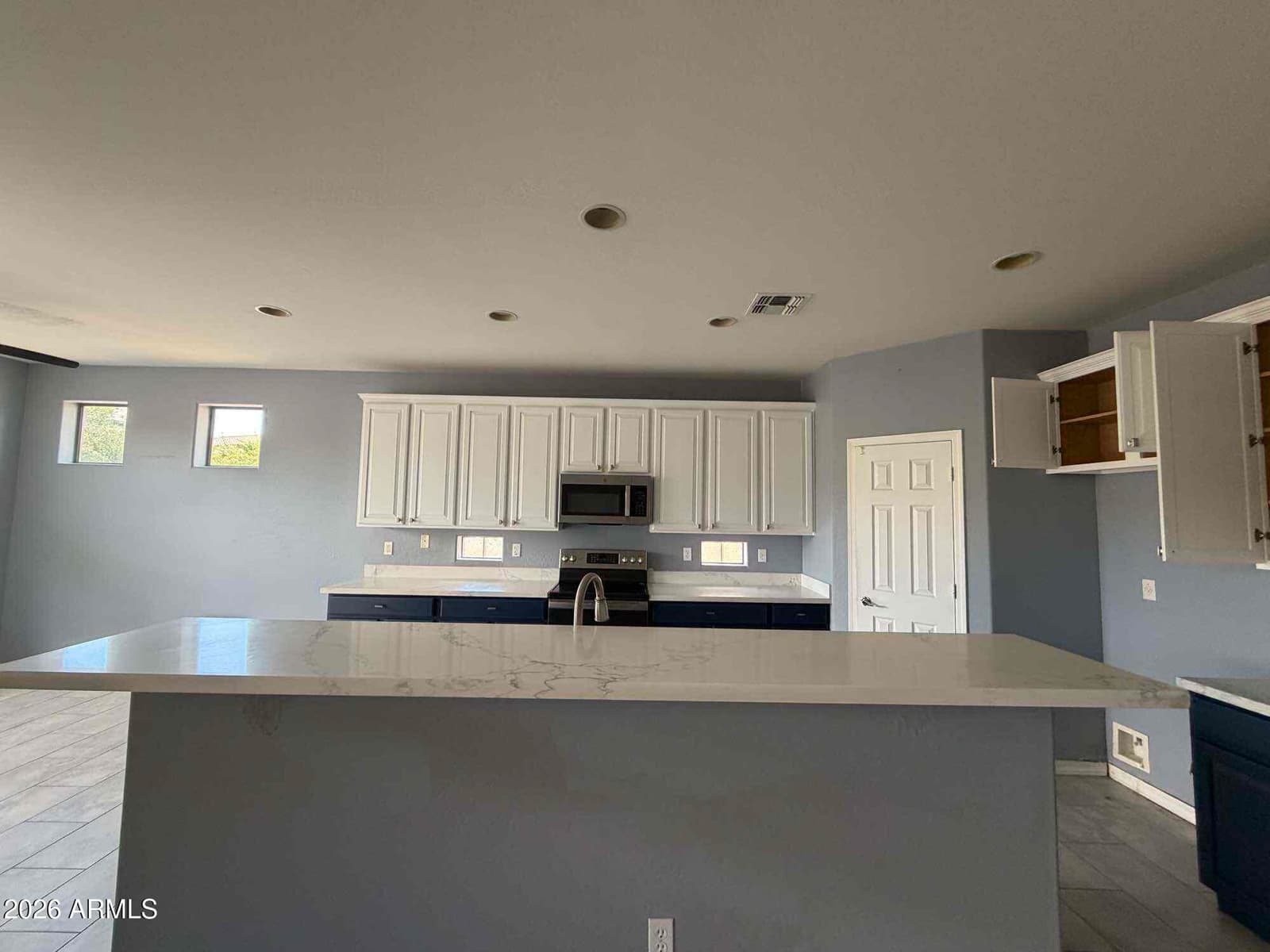 15640 W Westview Drive, Goodyear, AZ 85395 — photo 6 of 21