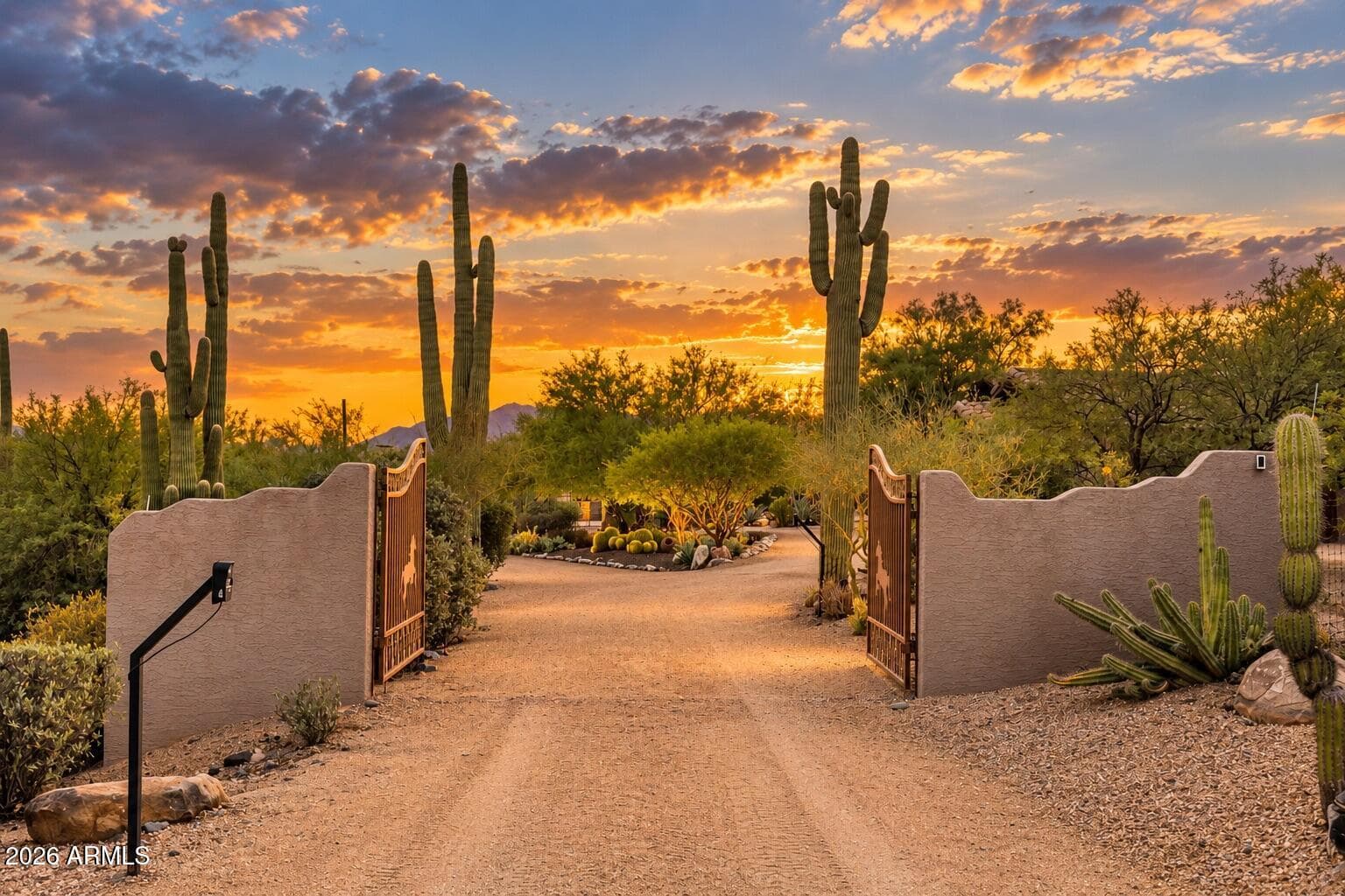 5905 E Cielo Run S, Cave Creek, AZ 85331 — photo 1 of 56