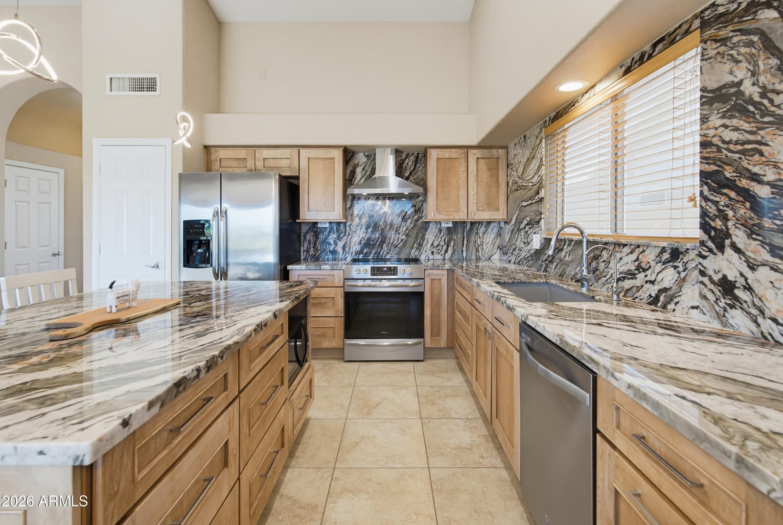 2550 N 134th Avenue, Goodyear, AZ 85395 — photo 7 of 48