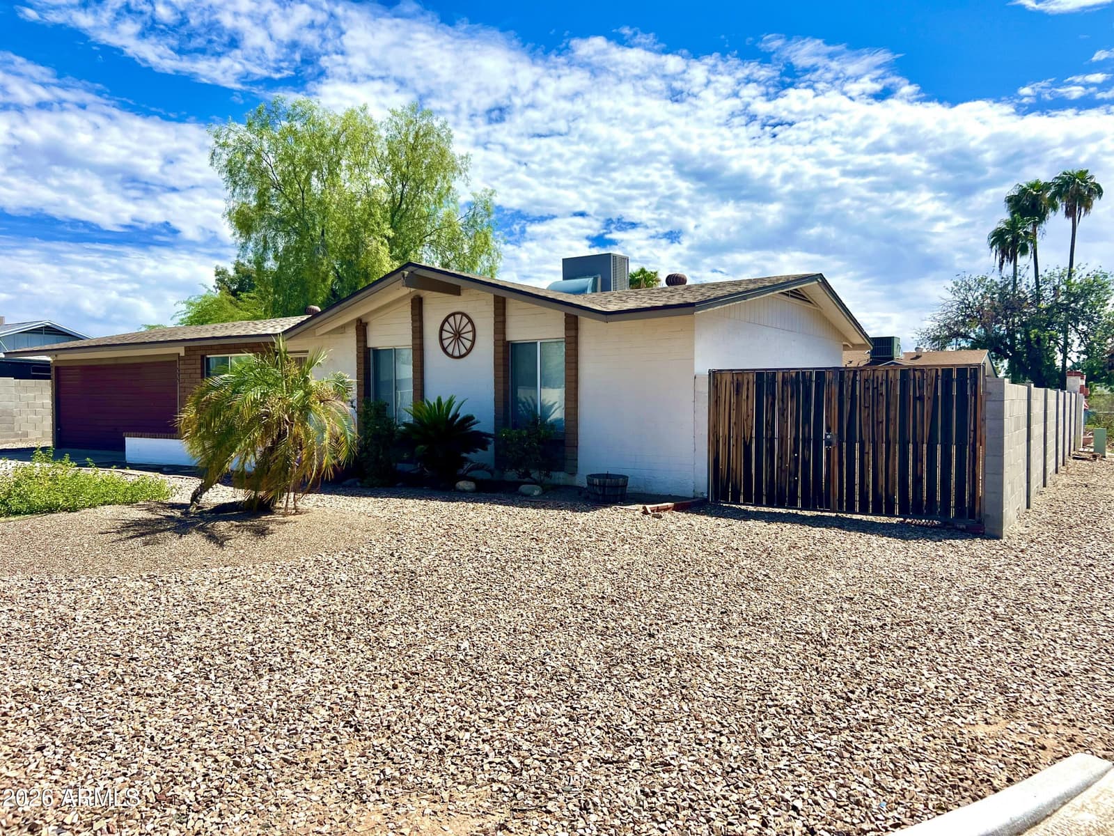 1735 W Wagoner Road, Phoenix, AZ 85023 — photo 2 of 2