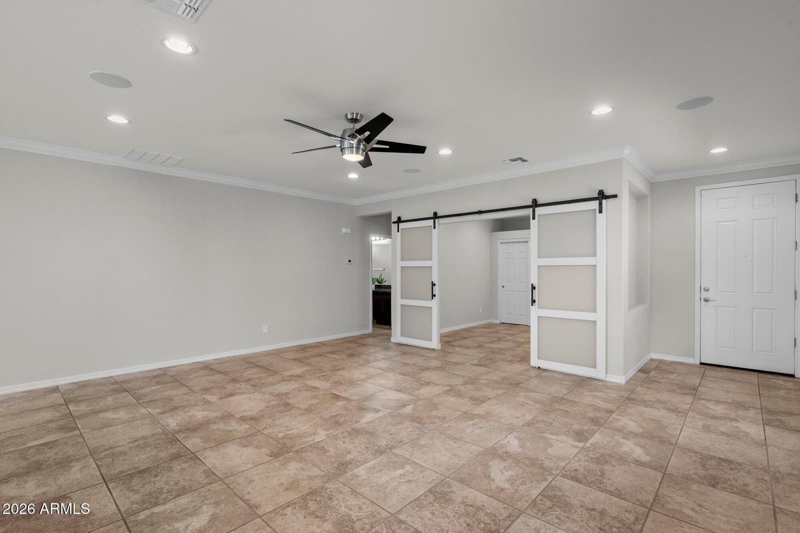1229 E Shangri La Road, Phoenix, AZ 85020 — photo 9 of 58