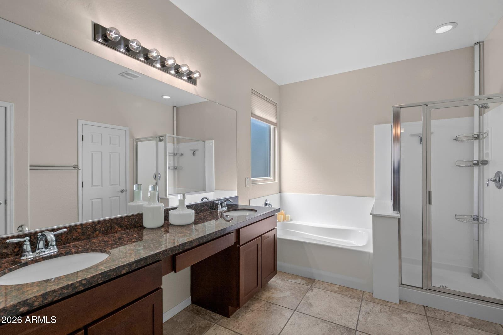 1229 E Shangri La Road, Phoenix, AZ 85020 — photo 25 of 58