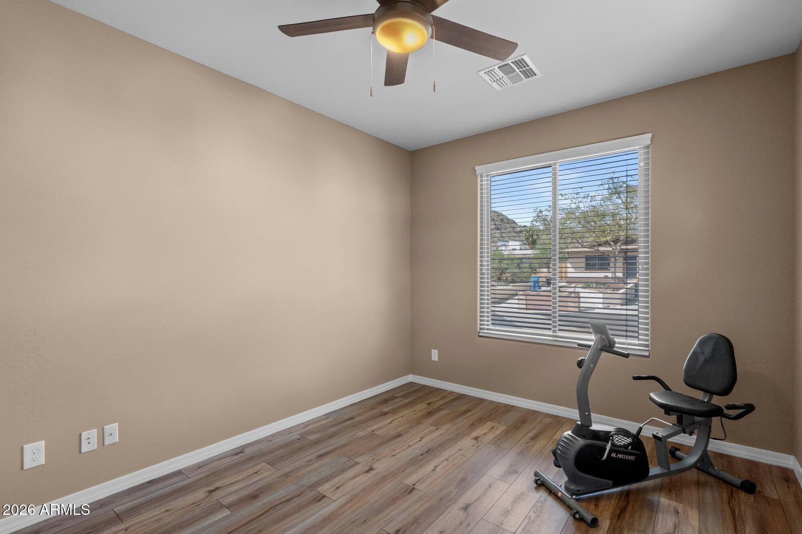 1229 E Shangri La Road, Phoenix, AZ 85020 — photo 30 of 58