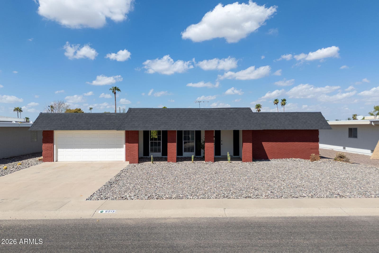 9213 W Briarwood Circle N, Sun City, AZ 85351 — photo 1 of 35