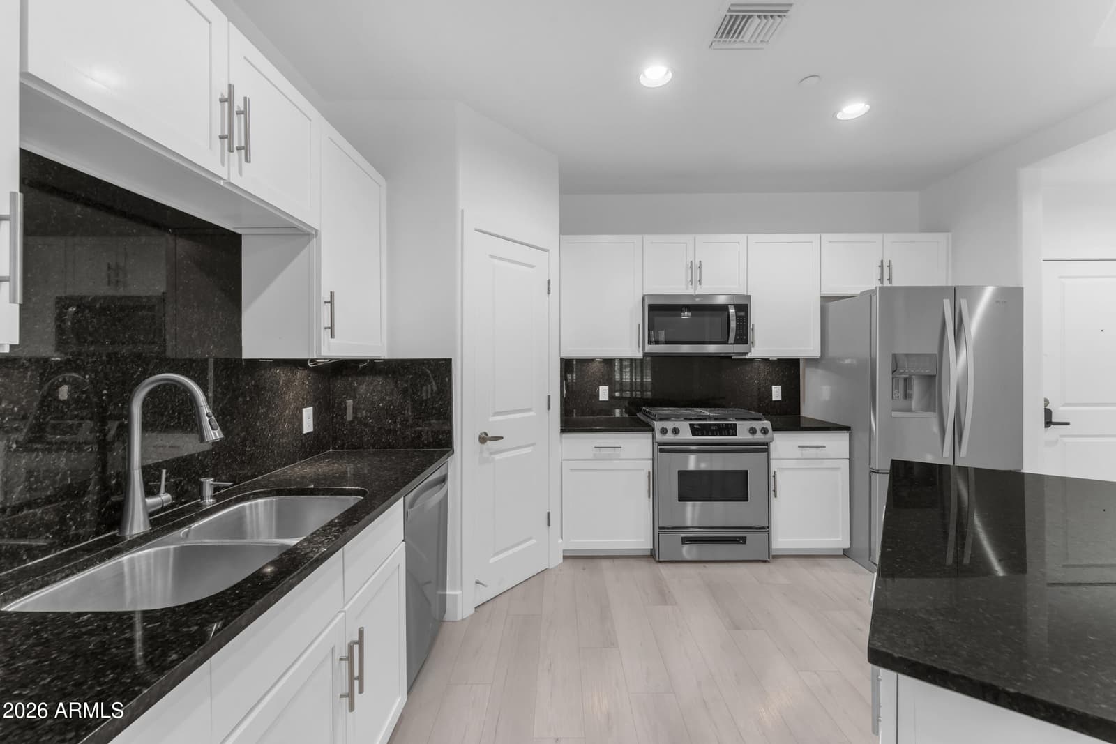 945 E Playa Del Norte Drive 1019, Tempe, AZ 85288 — photo 13 of 74