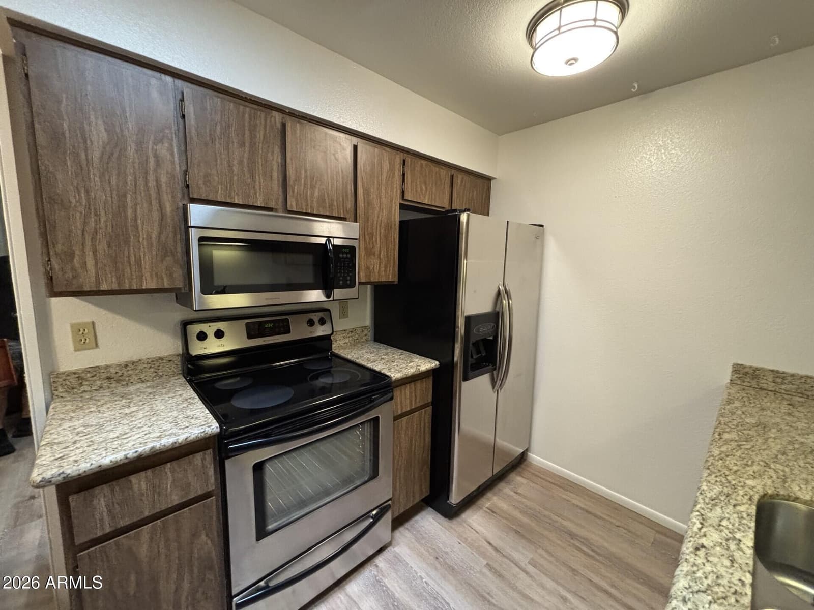 8131 N 107th Avenue 91, Peoria, AZ 85345 — photo 2 of 33