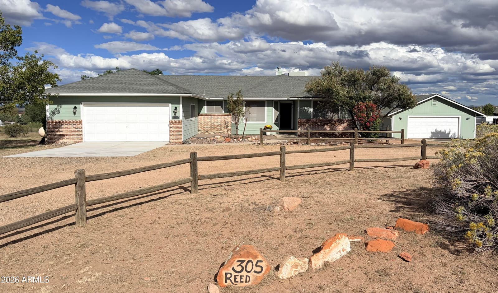 305 S Reed Road, Chino Valley, AZ 86323 — photo 1 of 20