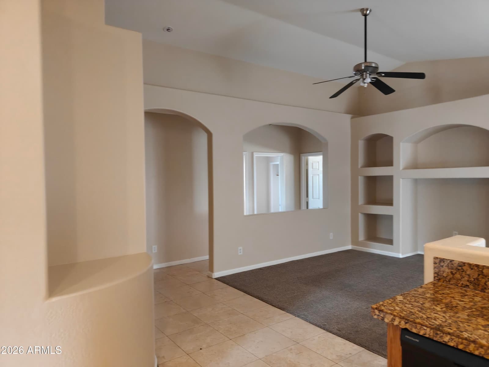 932 W Carter Road, Phoenix, AZ 85041 — photo 8 of 33