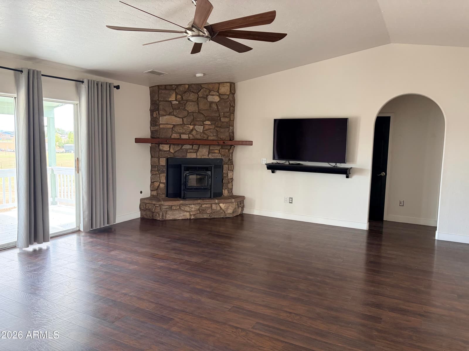 305 S Reed Road, Chino Valley, AZ 86323 — photo 7 of 20