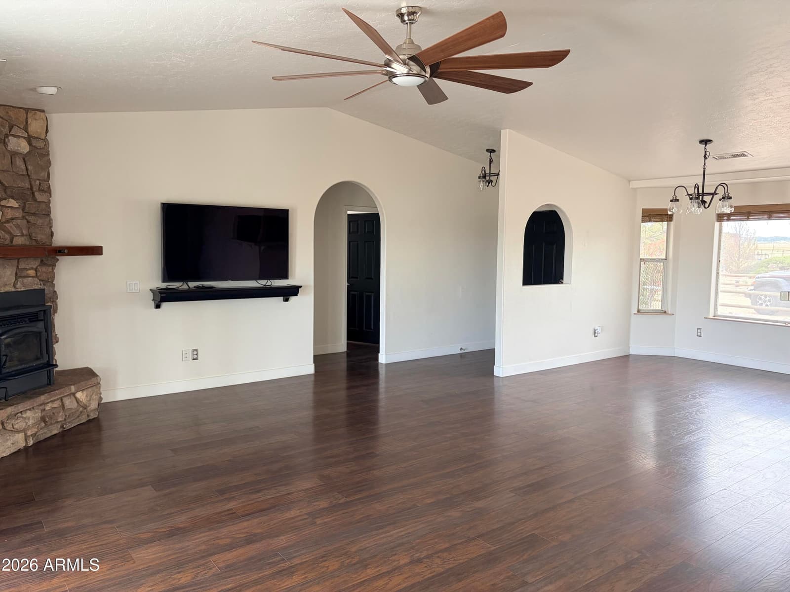 305 S Reed Road, Chino Valley, AZ 86323 — photo 8 of 20
