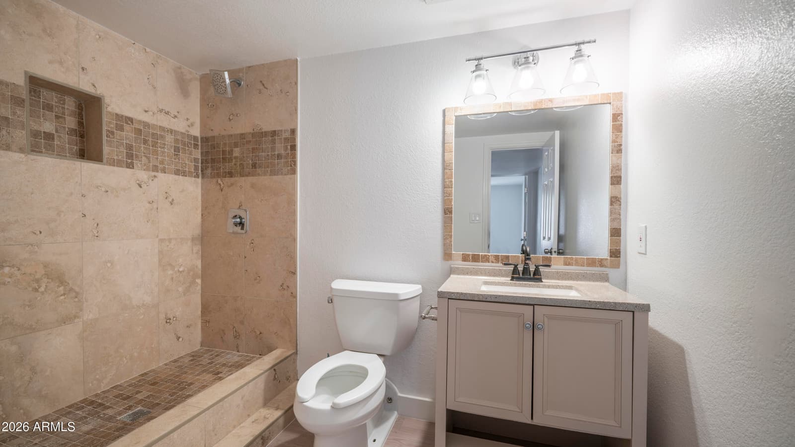 1834 N 63rd Avenue, Phoenix, AZ 85035 — photo 10 of 31