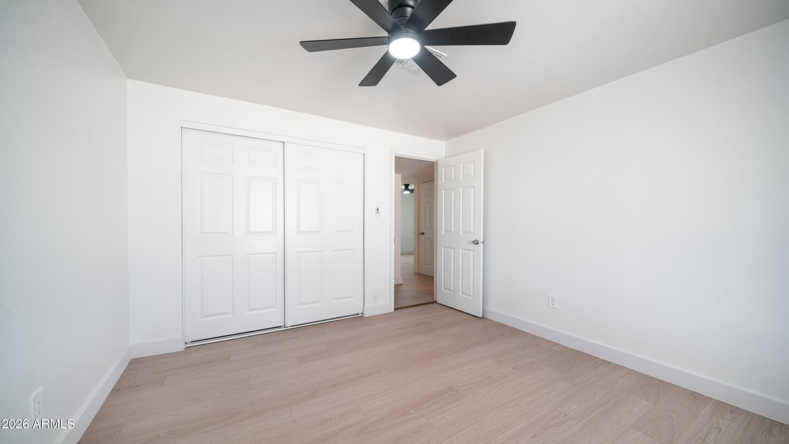 1834 N 63rd Avenue, Phoenix, AZ 85035 — photo 13 of 31