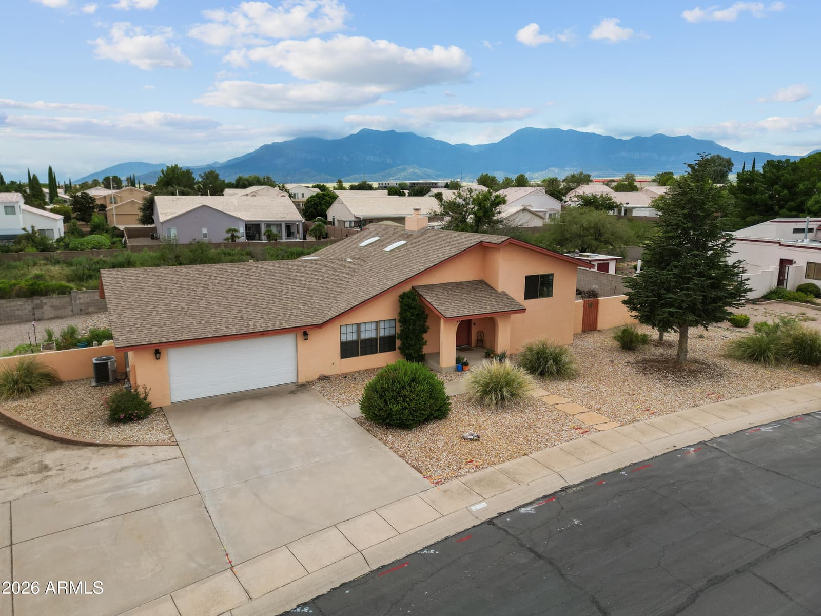 1152 Exeter Drive, Sierra Vista, AZ 85635 — photo 5 of 57