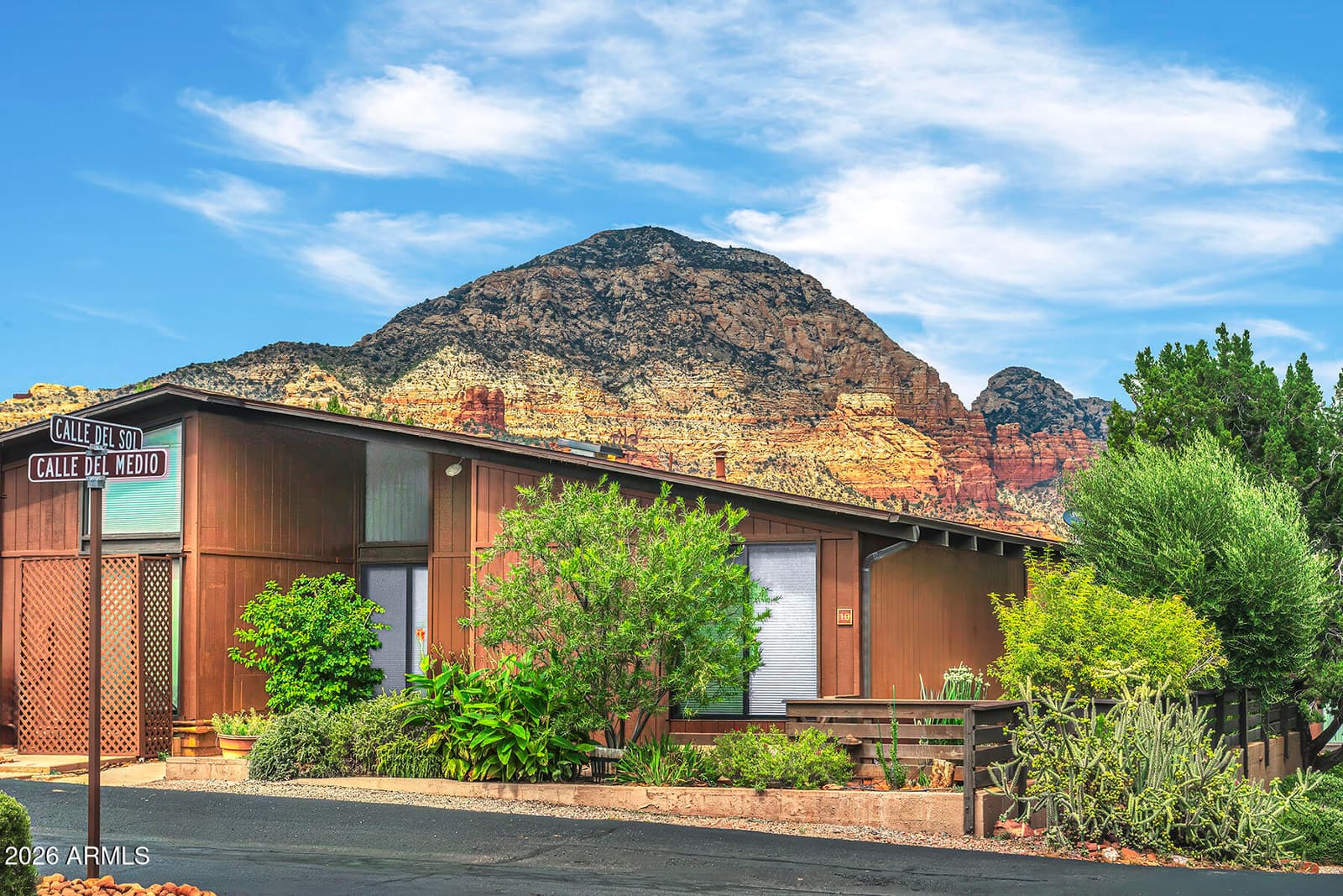 10 Calle Del Medio, Sedona, AZ 86336 — photo 2 of 43