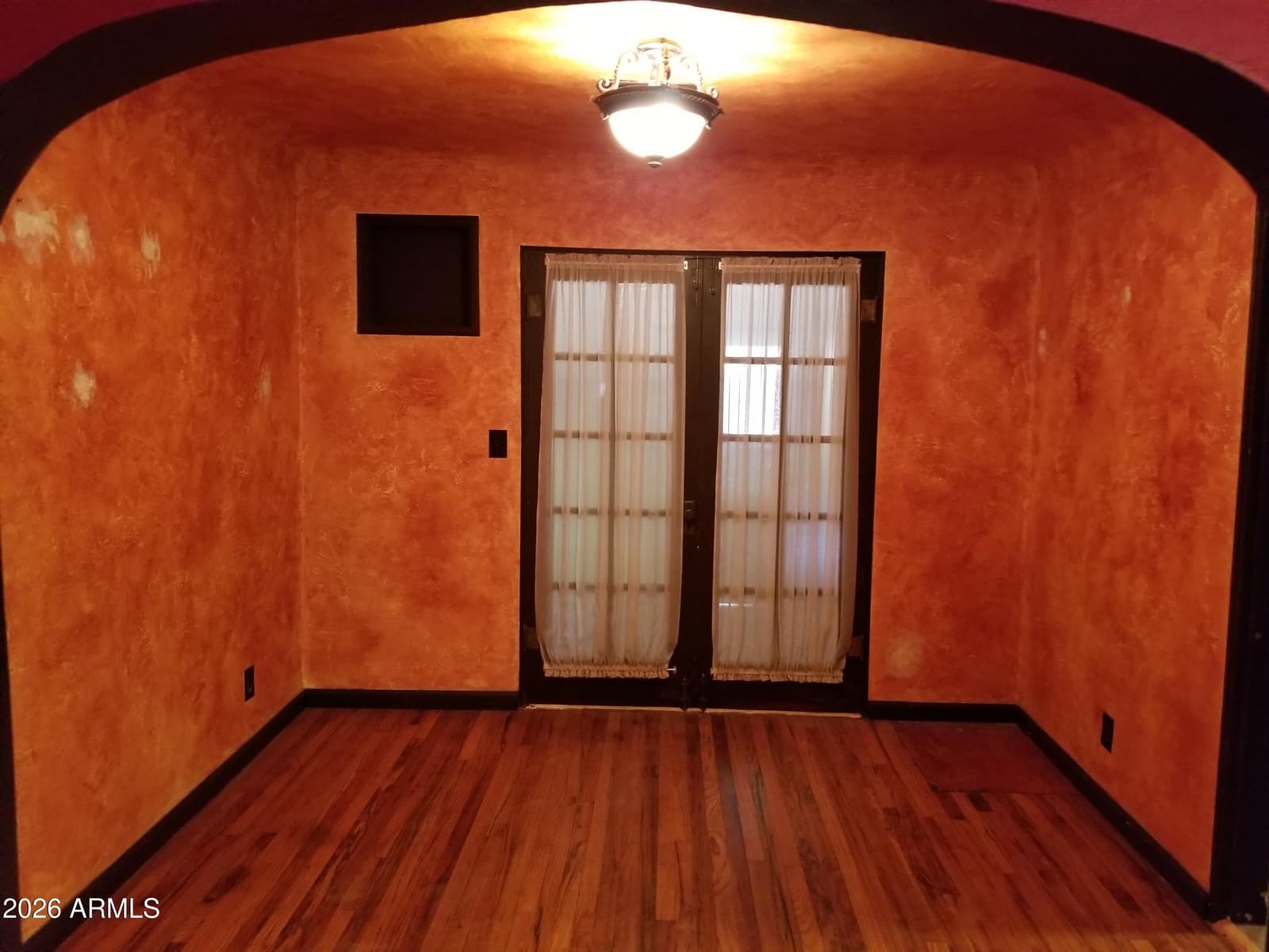 130 E 2nd Avenue, Mesa, AZ 85210 — photo 15 of 65