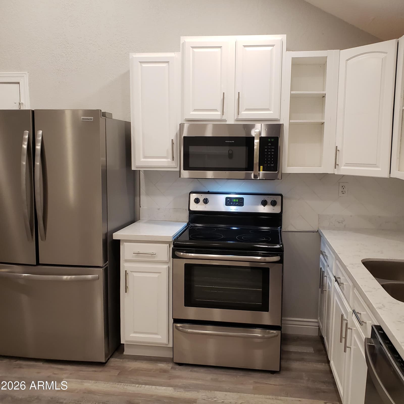 130 E 2nd Avenue, Mesa, AZ 85210 — photo 3 of 65