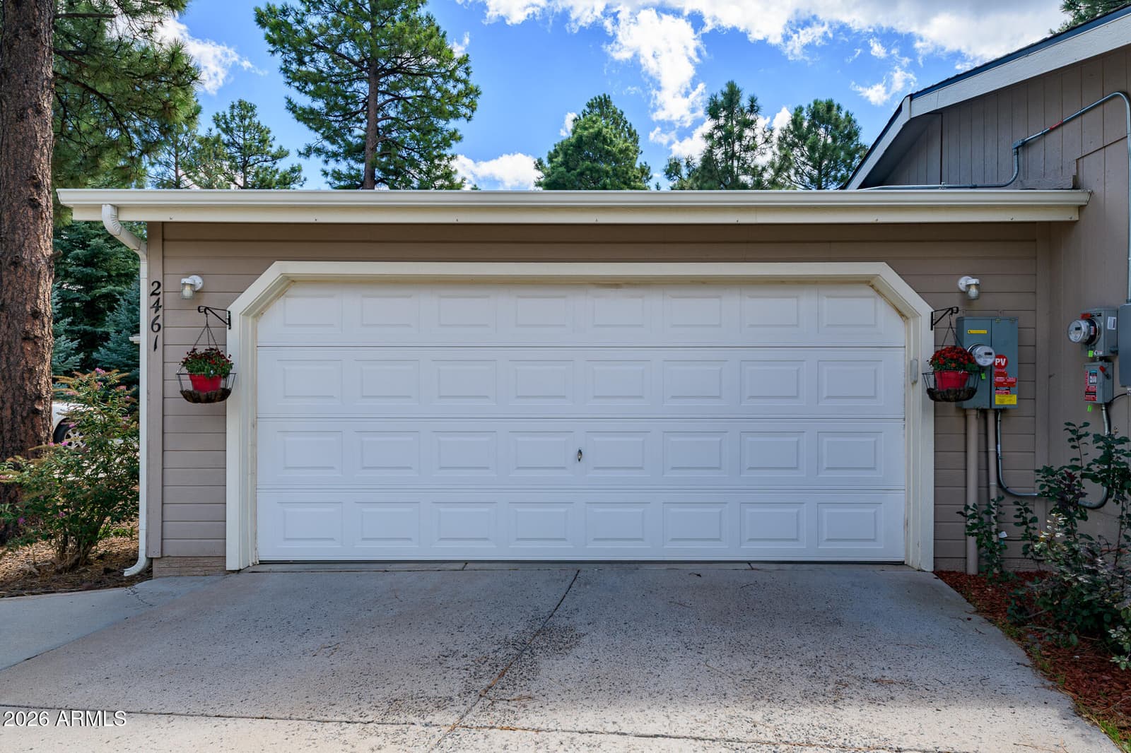2461 W Coronado Avenue, Flagstaff, AZ 86001 — photo 6 of 33
