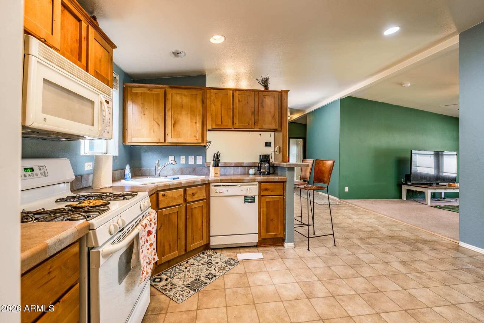 2461 W Coronado Avenue, Flagstaff, AZ 86001 — photo 17 of 33