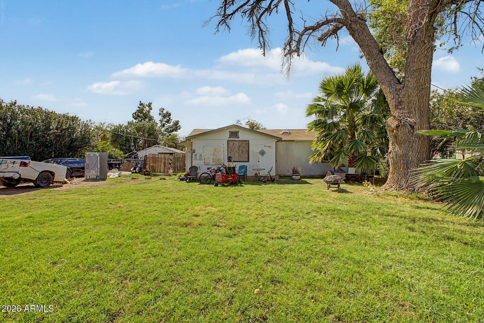 36 S 64th Avenue, Phoenix, AZ 85043 — photo 1 of 26