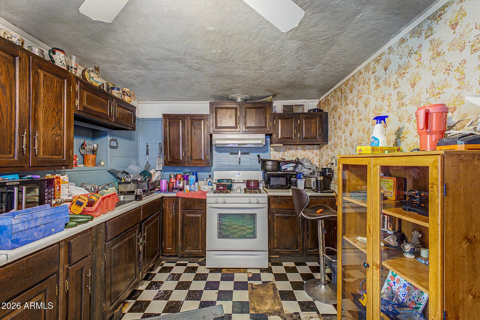 36 S 64th Avenue, Phoenix, AZ 85043 — photo 9 of 26