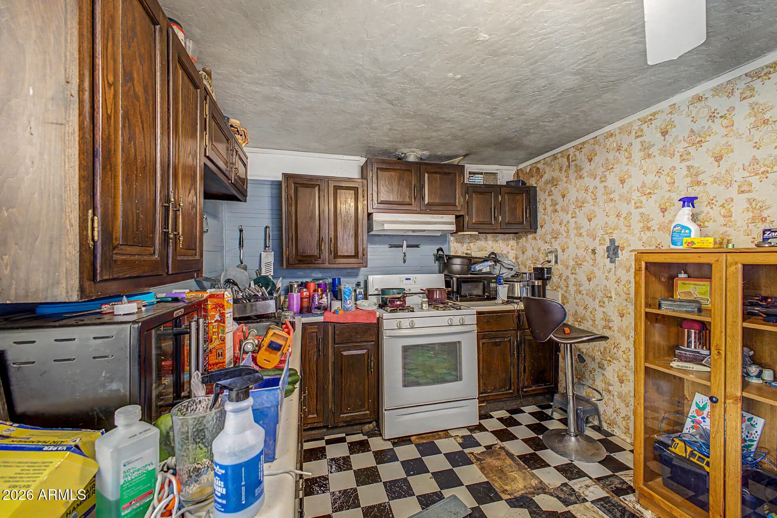 36 S 64th Avenue, Phoenix, AZ 85043 — photo 10 of 26