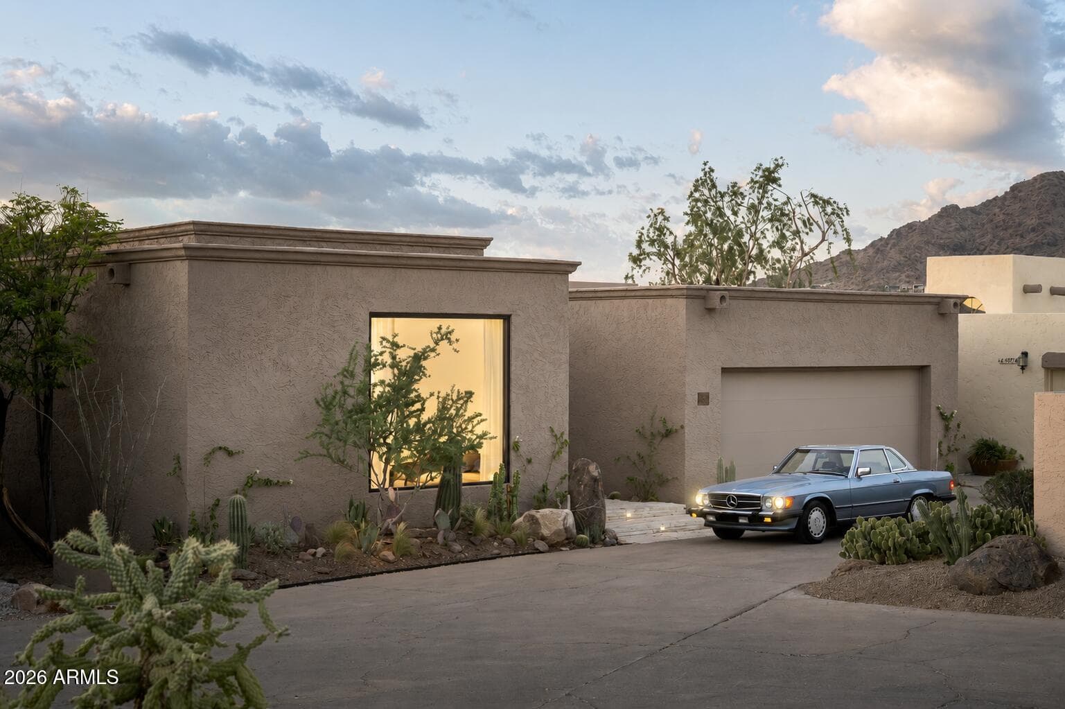 5970 N Echo Canyon Drive, Phoenix, AZ 85018 — photo 1 of 29