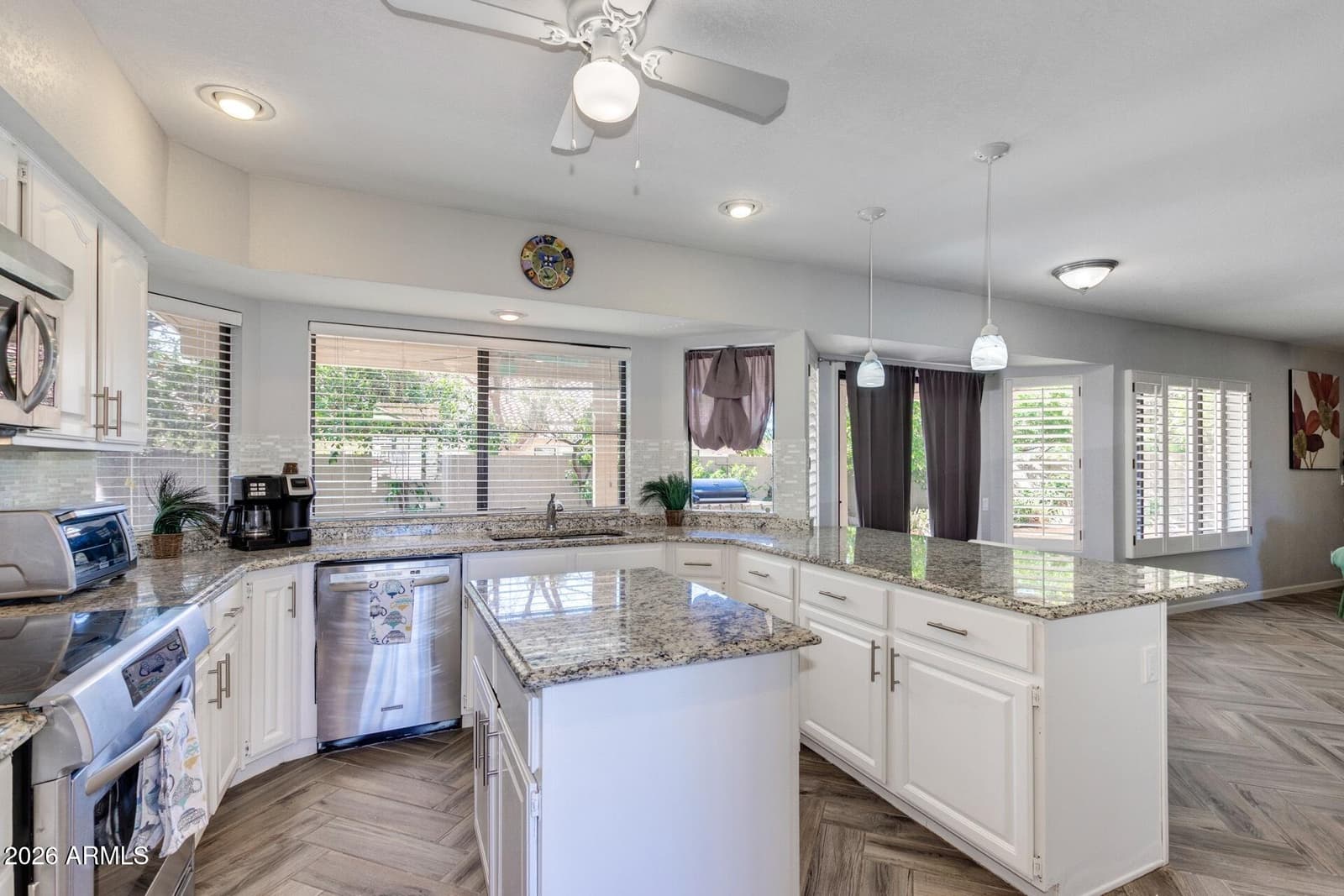 1231 E Grandview Street, Mesa, AZ 85203 — photo 10 of 39