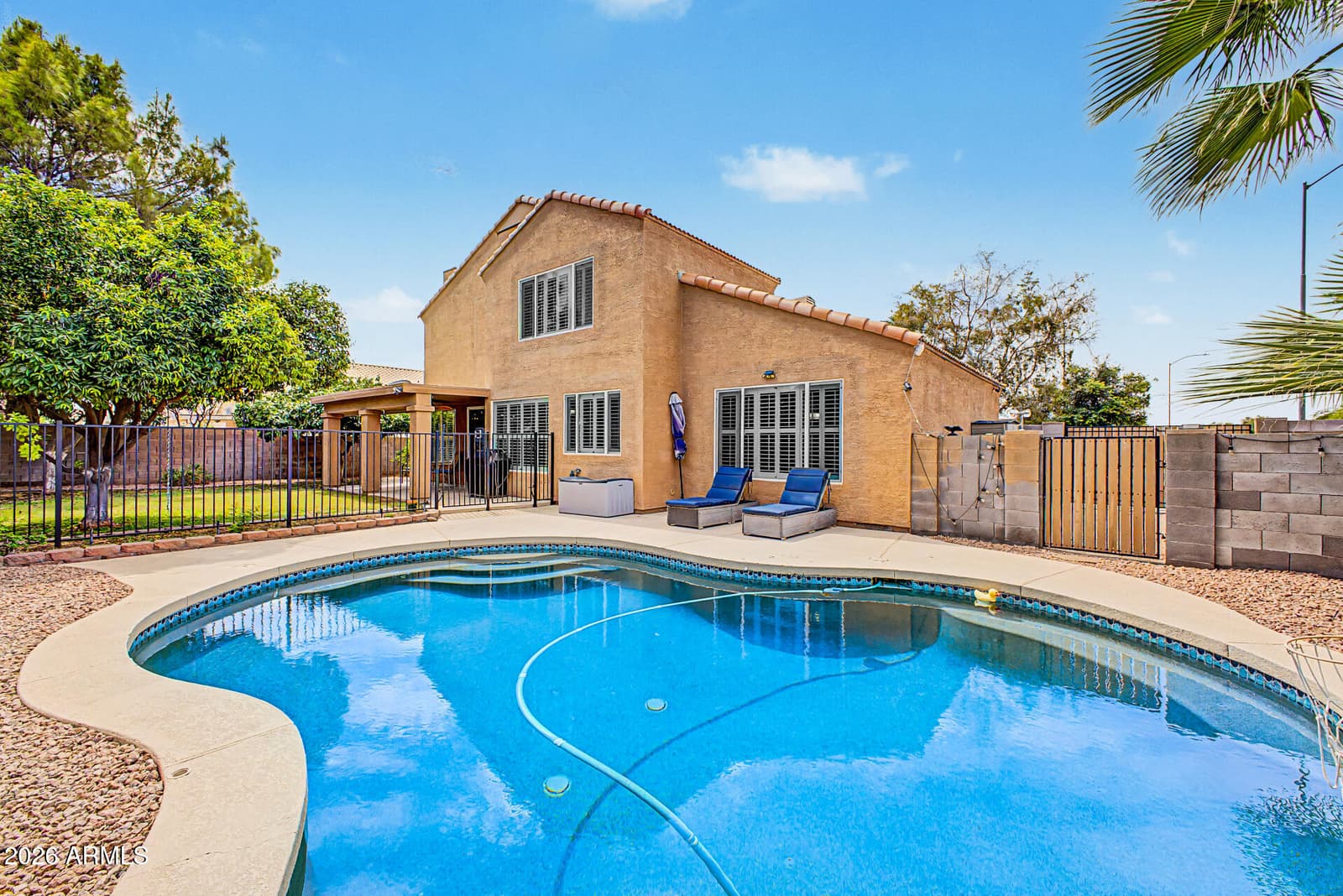 1635 S Dillon, Mesa, AZ 85209 — photo 4 of 50