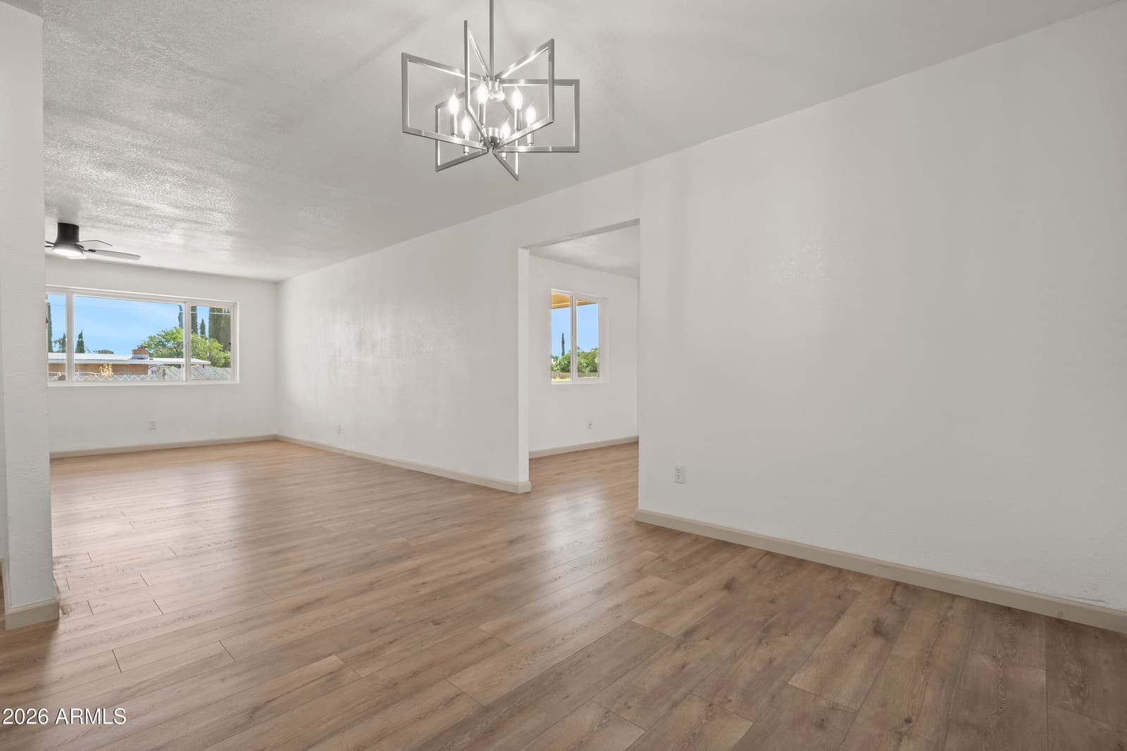 340 N Lenzner Avenue, Sierra Vista, AZ 85635 — photo 13 of 43