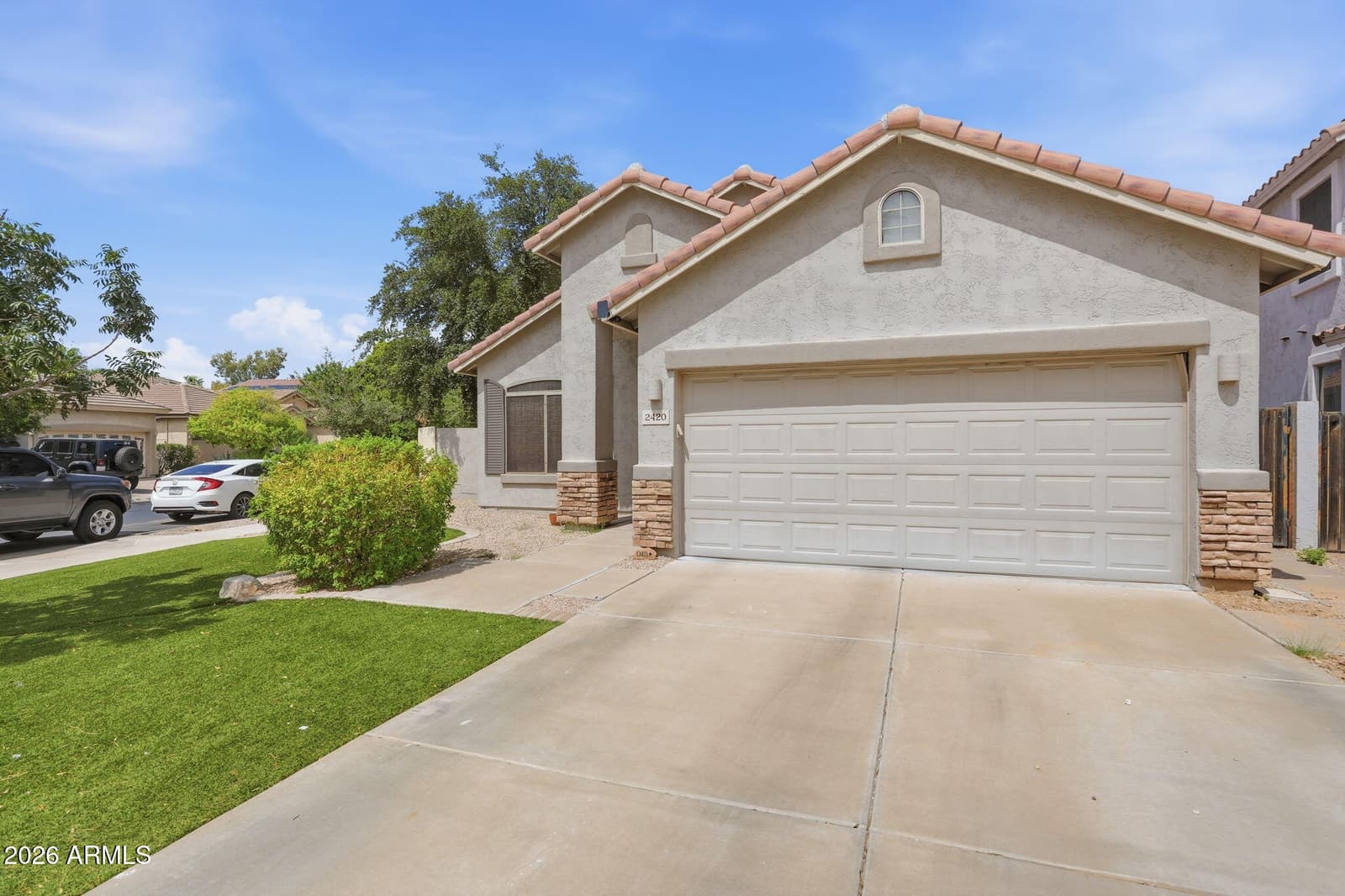 2420 E Darrel Road, Phoenix, AZ 85042 — photo 4 of 36