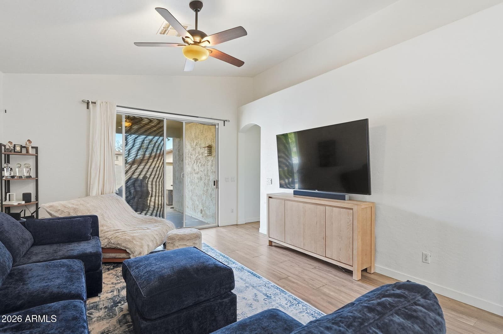 2420 E Darrel Road, Phoenix, AZ 85042 — photo 8 of 36