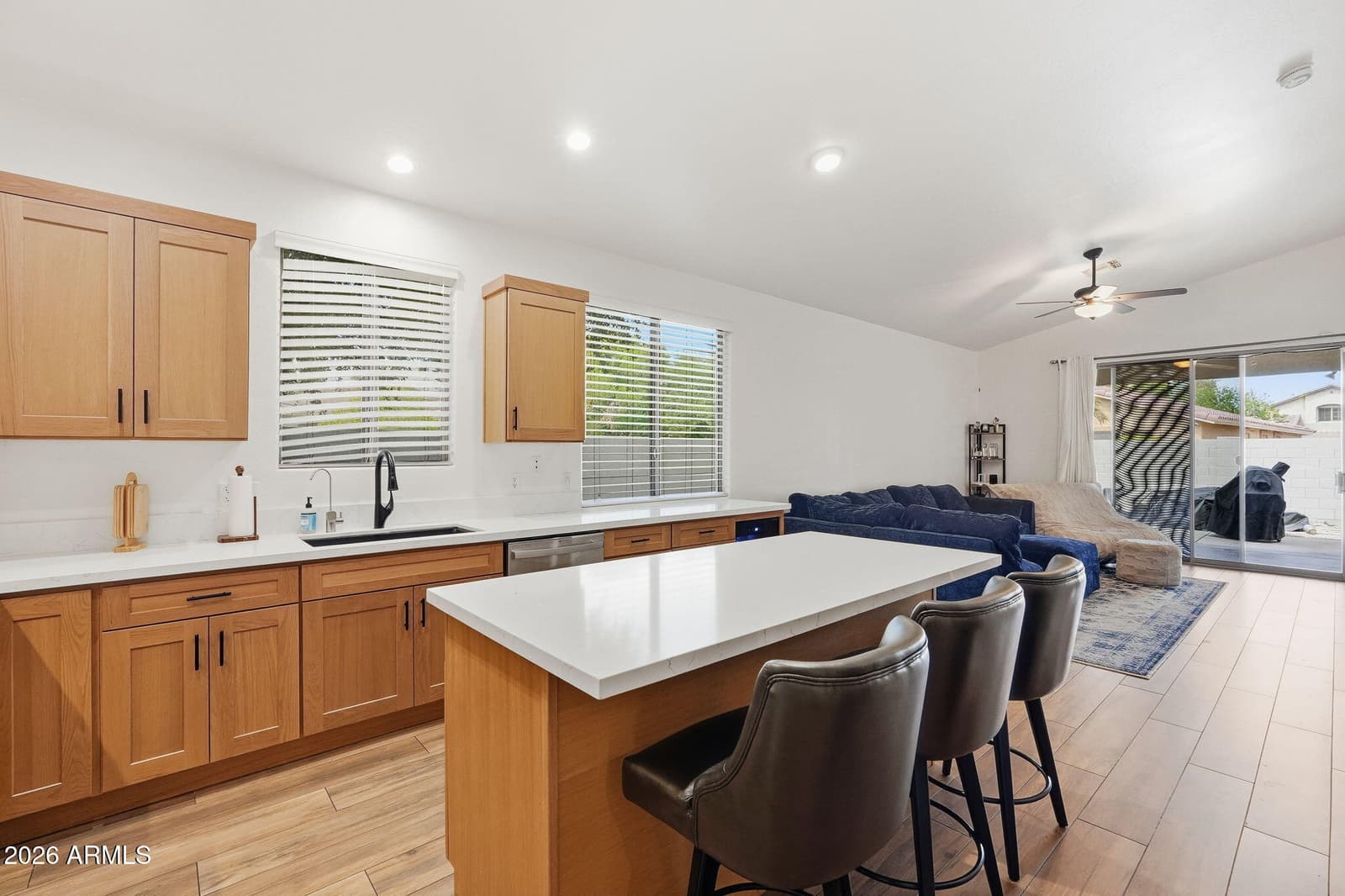 2420 E Darrel Road, Phoenix, AZ 85042 — photo 14 of 36