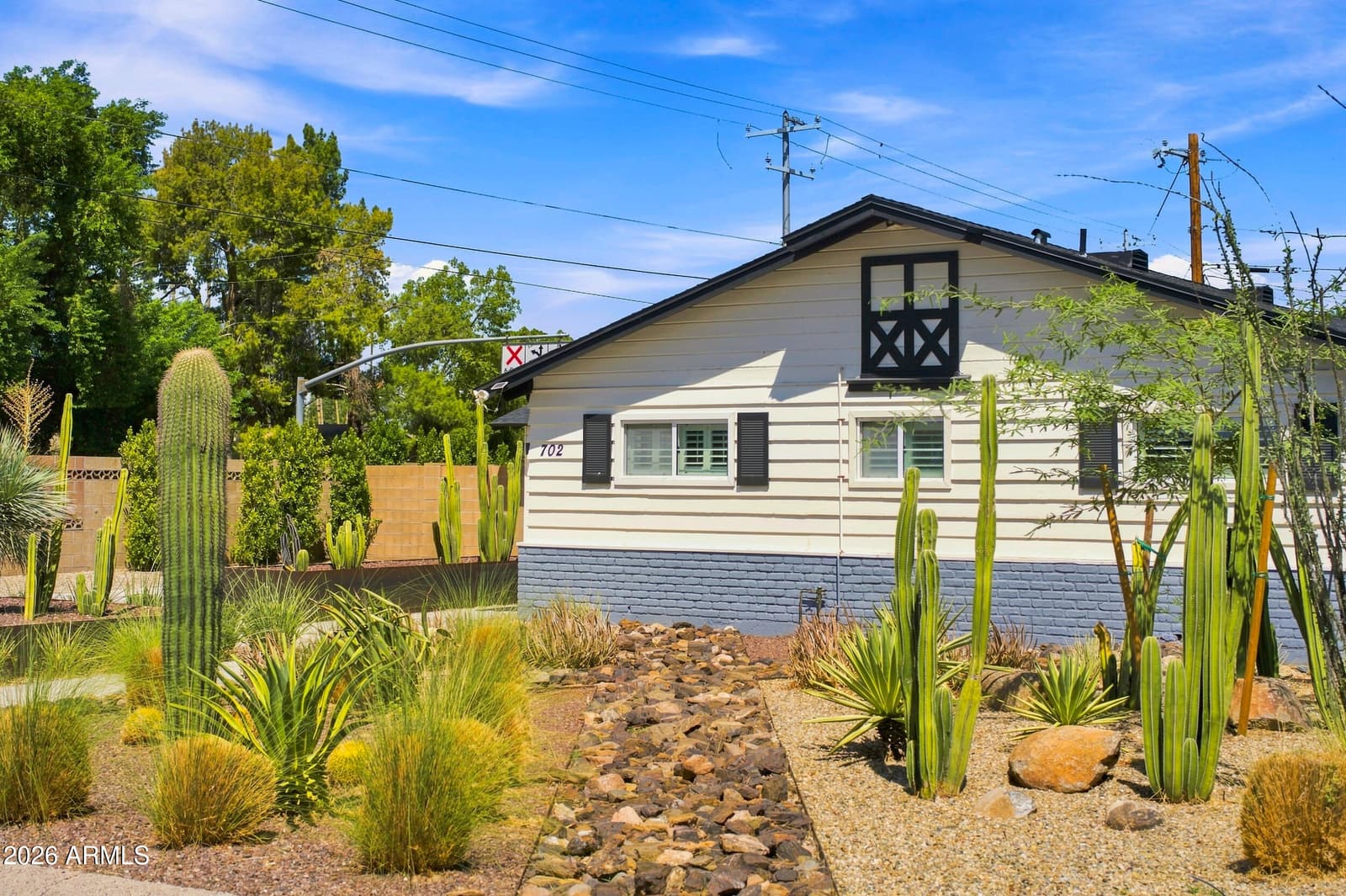 702 E Desert Park Lane, Phoenix, AZ 85020 — photo 45 of 55