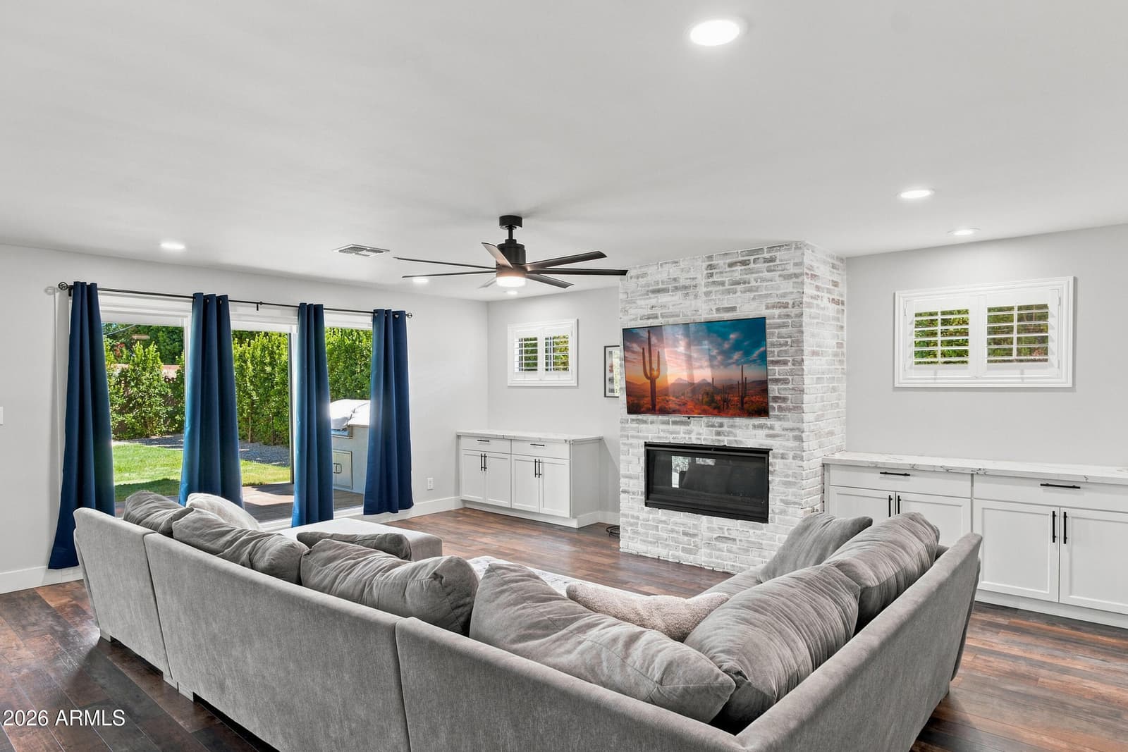702 E Desert Park Lane, Phoenix, AZ 85020 — photo 16 of 55